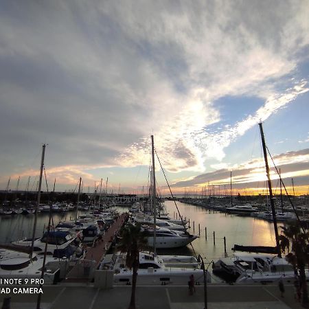 Classe 3 Etoiles - Magnifique Vue Sur Le Port - Wifi Et Clim La Grande Motte Luaran gambar